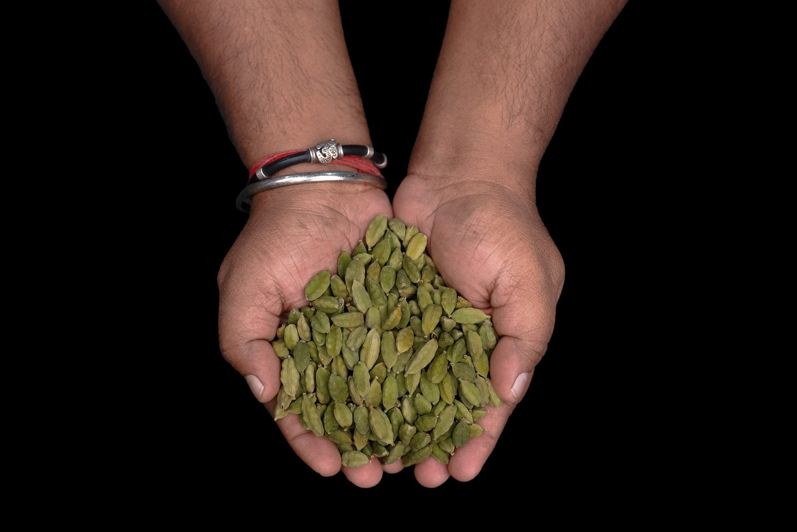 8+ ORGANIC CARDAMOM IMAGE